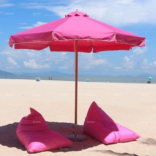 Outdoor Large Umbrellas: Visual Highlights for Events